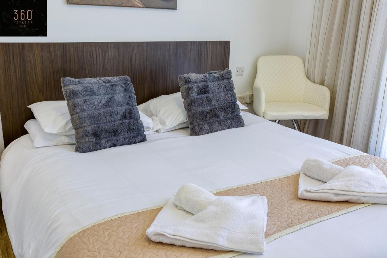 דירות סיינט פול ביי Lux Sea Front Penthouse With Breathtaking Views In St Pauls By 360 Estates מראה חיצוני תמונה