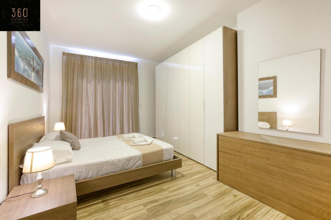 דירות סיינט פול ביי Lux Sea Front Penthouse With Breathtaking Views In St Pauls By 360 Estates מראה חיצוני תמונה