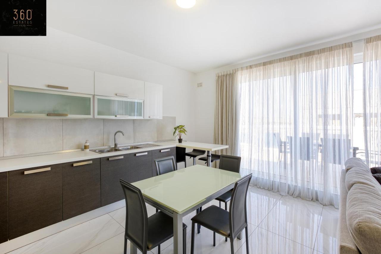 דירות סיינט פול ביי Lux Sea Front Penthouse With Breathtaking Views In St Pauls By 360 Estates מראה חיצוני תמונה